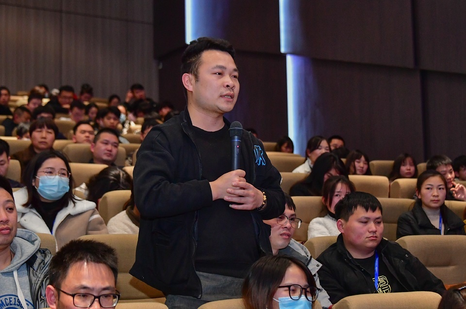 管理大會 (3)
